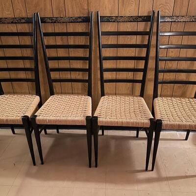 Set of Four Ladder-back Caned Chair