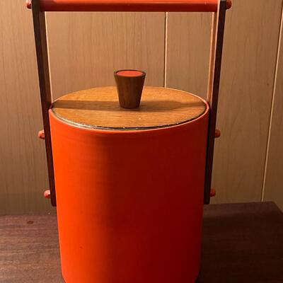 Mid-Century Modern Italian Orange Metal Ice Bucket