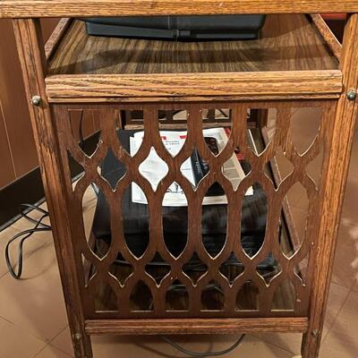 Wood Rolling TV Stand/Cart