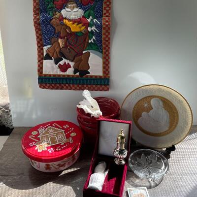 Holiday DÃ©cor with Silverplate Salt and Pepper