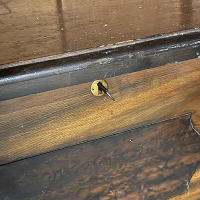 Vintage Jacob Bloom Tennessee Red Cedar Chest