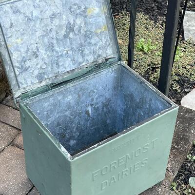Vintage Foremost Dairies Dairy Box