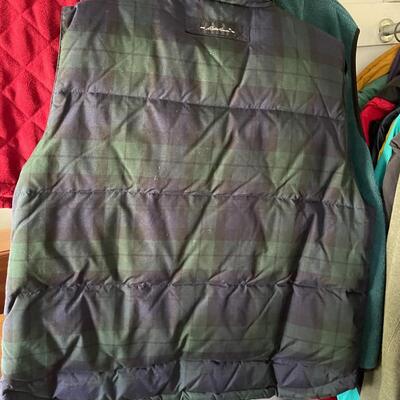 Lot of 4 Vests