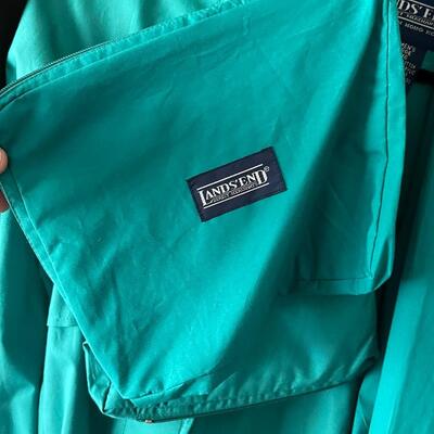 Lot of 6 Windbreakers