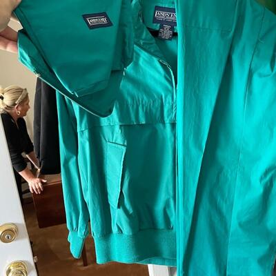 Lot of 6 Windbreakers