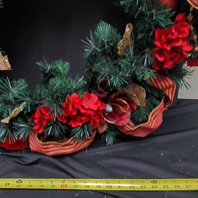 Very large Wreath in red accent colors