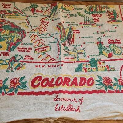 Lot 16: Vintage Colorful Colorado Tablecloth and Antique Quilted Pillow