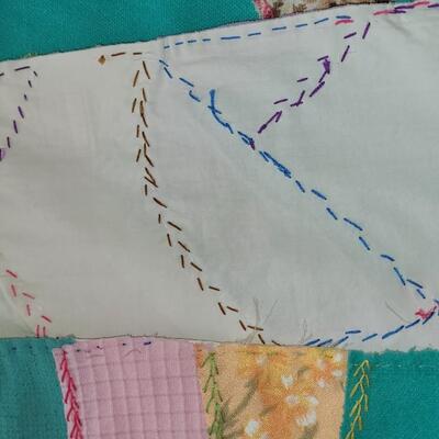 Lot 28: Vintage Polyester Quilt without backing - Great For Picnics