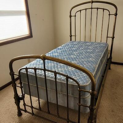 Lot 32: Antique Brass Twin Bed