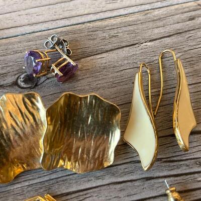 Jewelry Lot J1