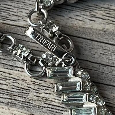 Jewelry Lot J11