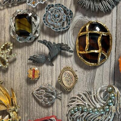 Jewelry Lot J15