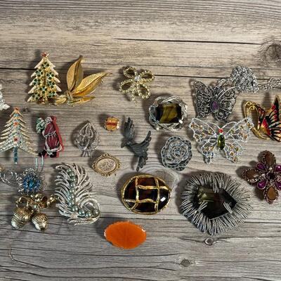 Jewelry Lot J15