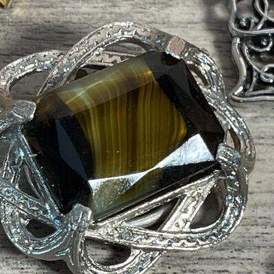 Jewelry Lot J15