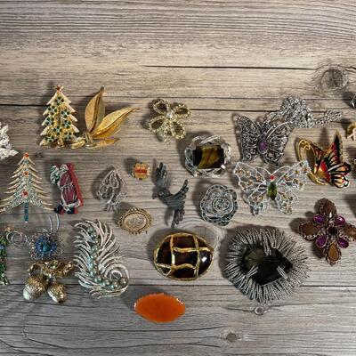 Jewelry Lot J15