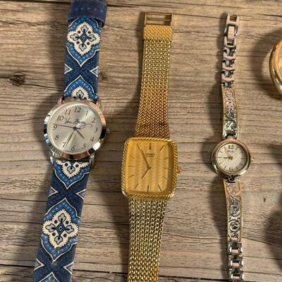 Jewelry Lot J17