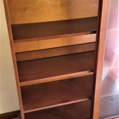 Lot #232  Contemporary Display Cabinet/Bookcase - sliding glass doors
