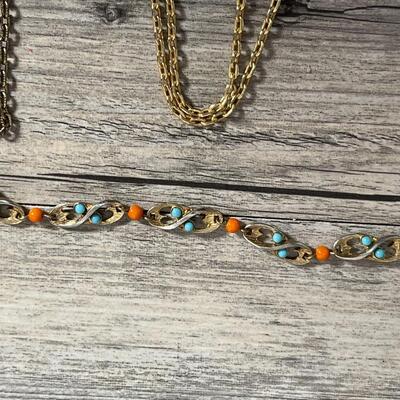 Jewelry Lot J18
