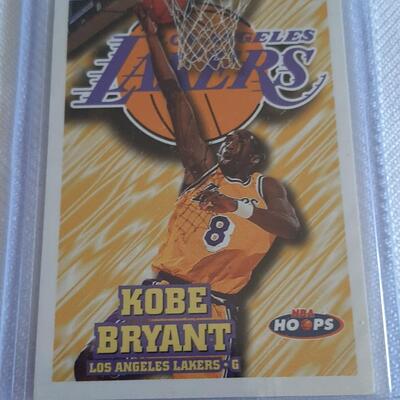 1997 KOBE BRYANT NBA HOOPS #75