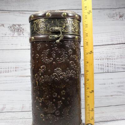 Vintage Stamped Leather Metal Latch Wine Bottle Storage Case