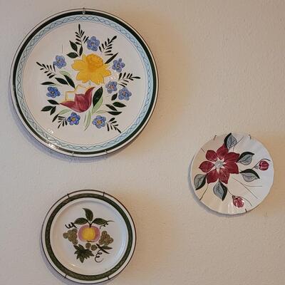 Lot 113: (2) Stangl and (1) Blue Ridge Pottery Plates on Hangers