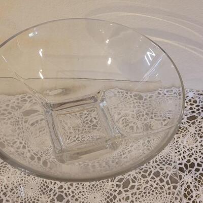 Lot 120: (2) Glass Serving Dishes