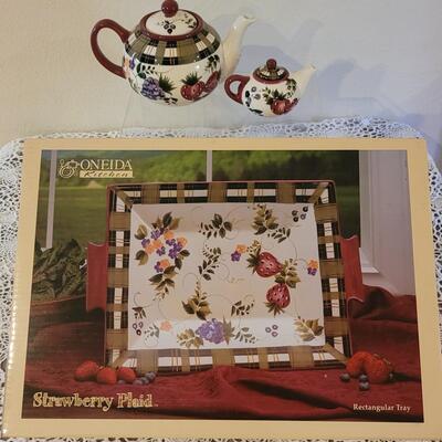 Lot 124: Oneida Strawberry Plaid Tea Set