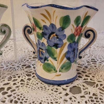Lot 142: Vintage Handpainted Vases Made in Italy for FTD