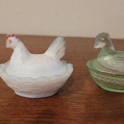 Lot 156: Vintage Miniature Covered Hen Dishes and 1 Rabbit Covered Dish