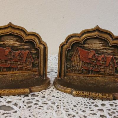 Lot 159: Antique Heavy Brass Shakespeare's House Bookends