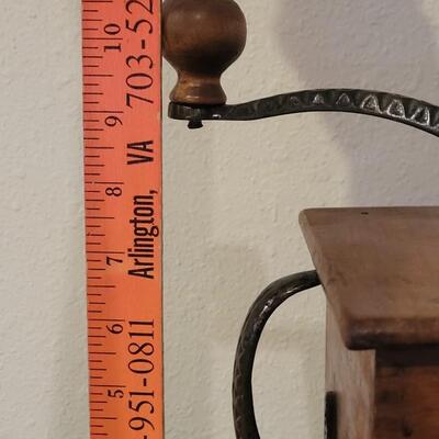 Lot 172: Antique Coffee Grinder with Ornate Handle & Crank