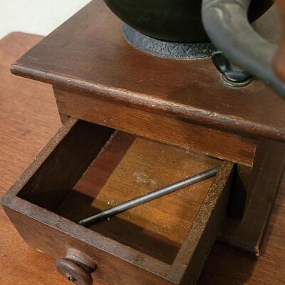 Lot 175: Antique Coffee Grinder
