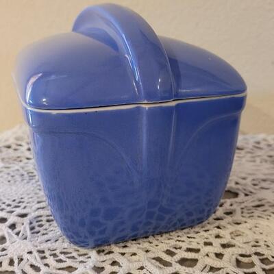 Lot 178: Vintage Hall China Blue Dishes