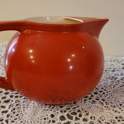 Lot 180: Vintage Universal Cambridge Red & Cream Pitchers