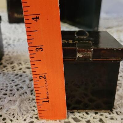 Lot 182: Antique Victorian Traveling Tin Spice Box Set
