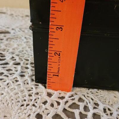 Lot 182: Antique Victorian Traveling Tin Spice Box Set