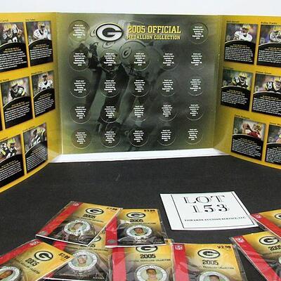 Green Bay Packers 2005 Official Medallion Collection With 22 Medallions