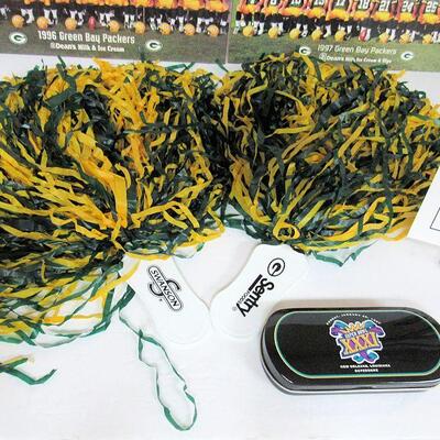 Green Bay Packers Lot, 2 Team Photos 1996, 1997, 2 Pompoms, Empty Tin