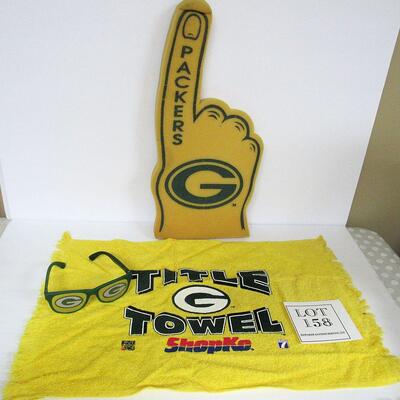 Older Packers Collectibles: Foam Hand, Plastic Glasses, Towel