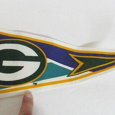 Green Bay Packers NFC Champs 1996 Pennant and Pin Back Button