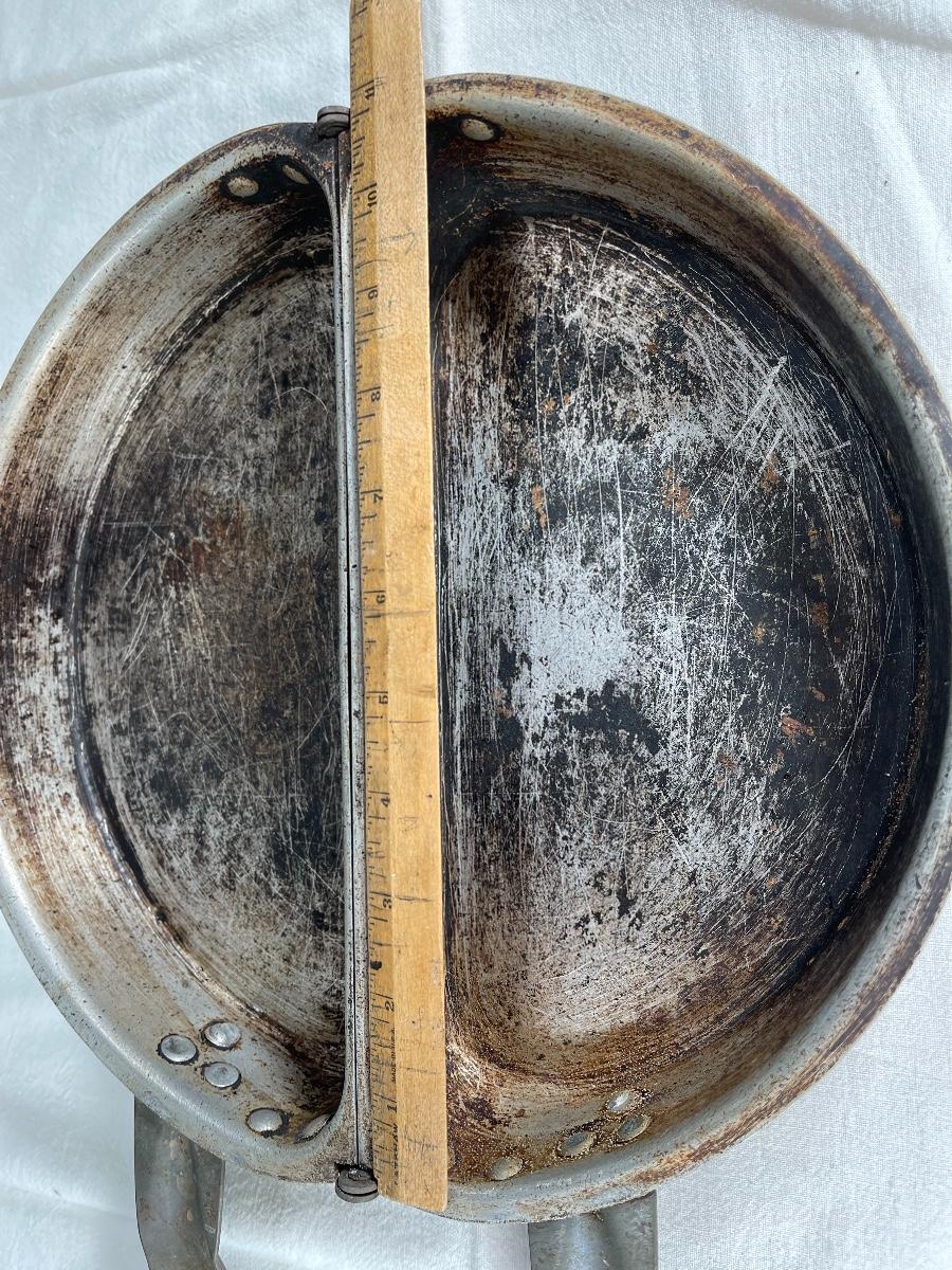 Wear ever 138 twosided omelet pan