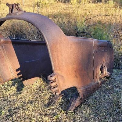 Lot 183: Antique Farm Tractor Part Yard Deco