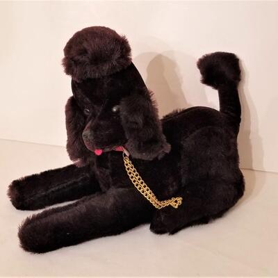 Lot #256  LIKE NEW - vintage stuffed Poodle Radio - never used