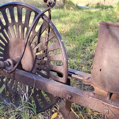 Lot 186: Antique Single Can Farming Seed Broadcaster