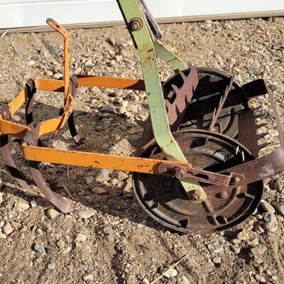 Lot 188: Vintage Farm and Garden Hand Plow Tiller