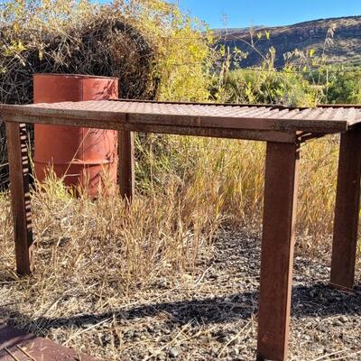 Lot 191: Vintage Metal Frame Stand w/ Removable Metal Grate