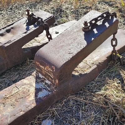 Lot 193: Old Tractor Forklift Forks HEAVY!