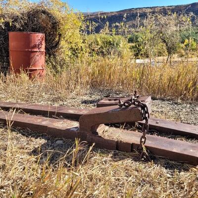 Lot 193: Old Tractor Forklift Forks HEAVY!