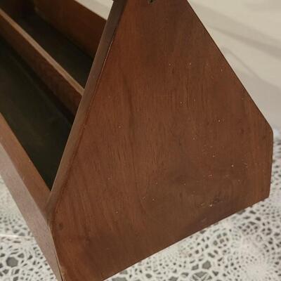 Lot 212: Antique Primitive 22.75" Wool Tool Box