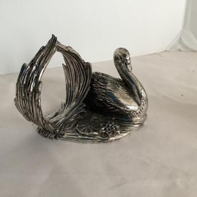 F522 Reed & Barton Swan Figural Napkin Ring